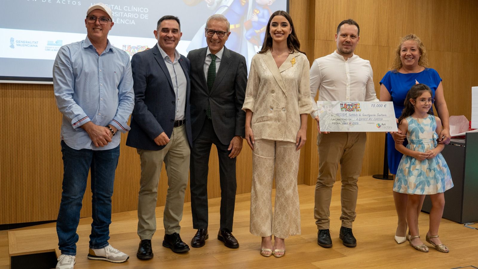 Acto de entrega de fondos a INCLIVA