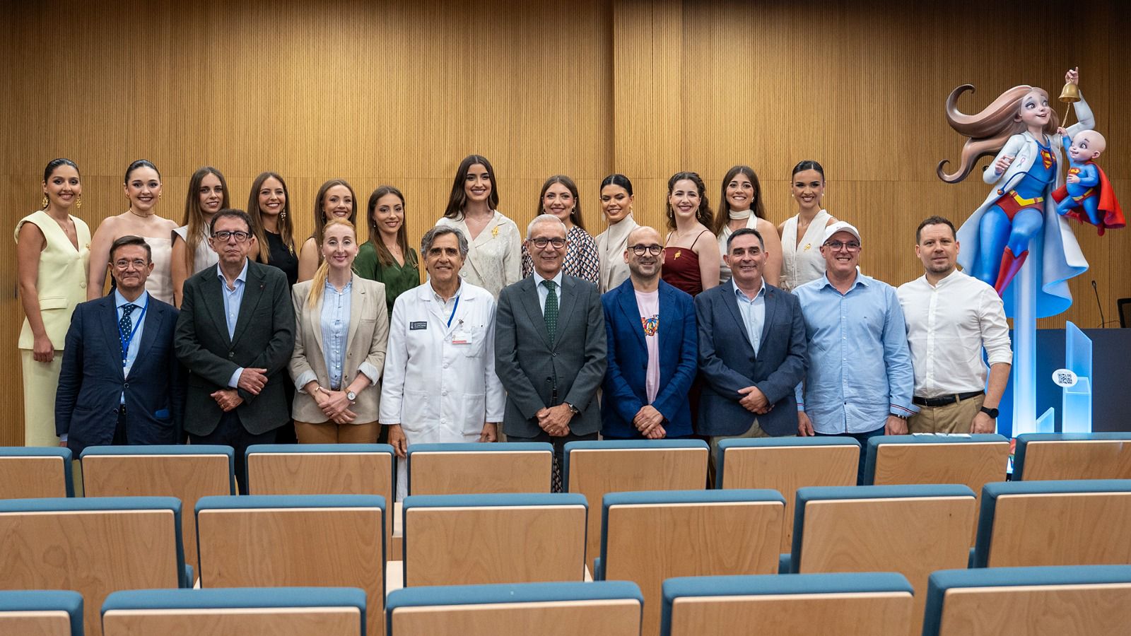 Acto de entrega de fondos a INCLIVA